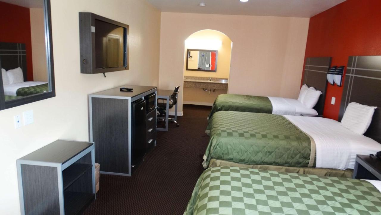 Motel 6 Houston, Tx - Willowbrook Mall المظهر الخارجي الصورة